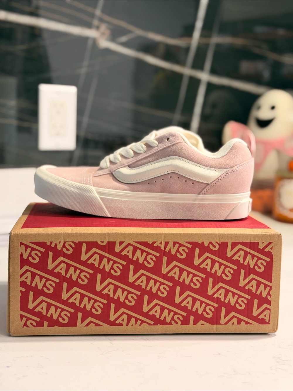 Vans Old Skool Sneakers - Light Pink & White